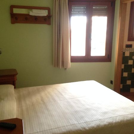 Hostal Aranda Peniscola Bagian luar foto
