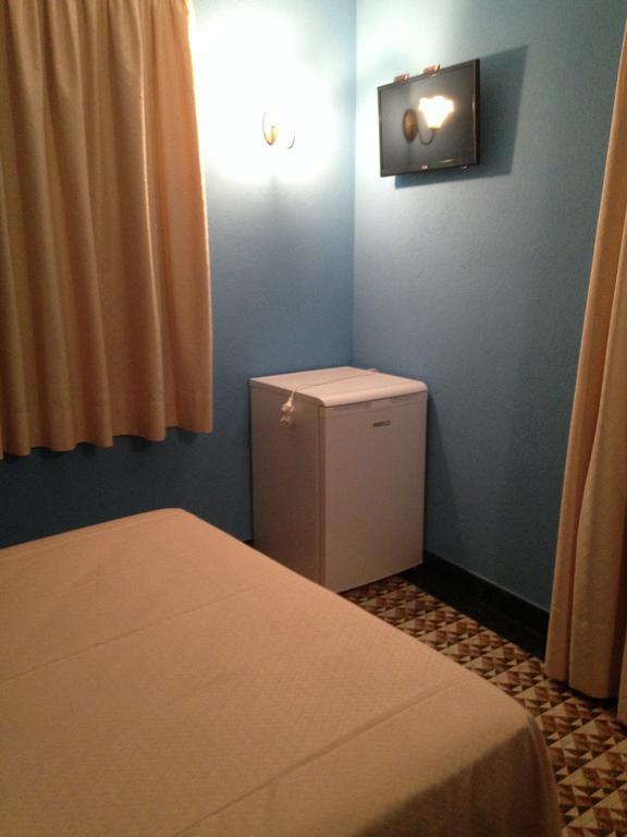 Hostal Aranda Peniscola Bagian luar foto