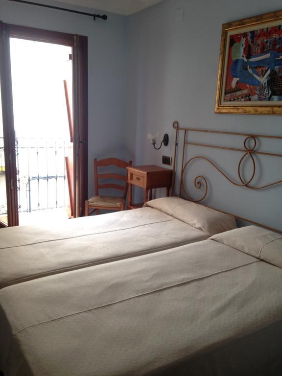 Hostal Aranda Peniscola Bagian luar foto