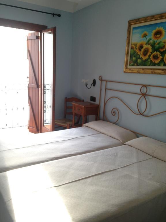 Hostal Aranda Peniscola Bagian luar foto